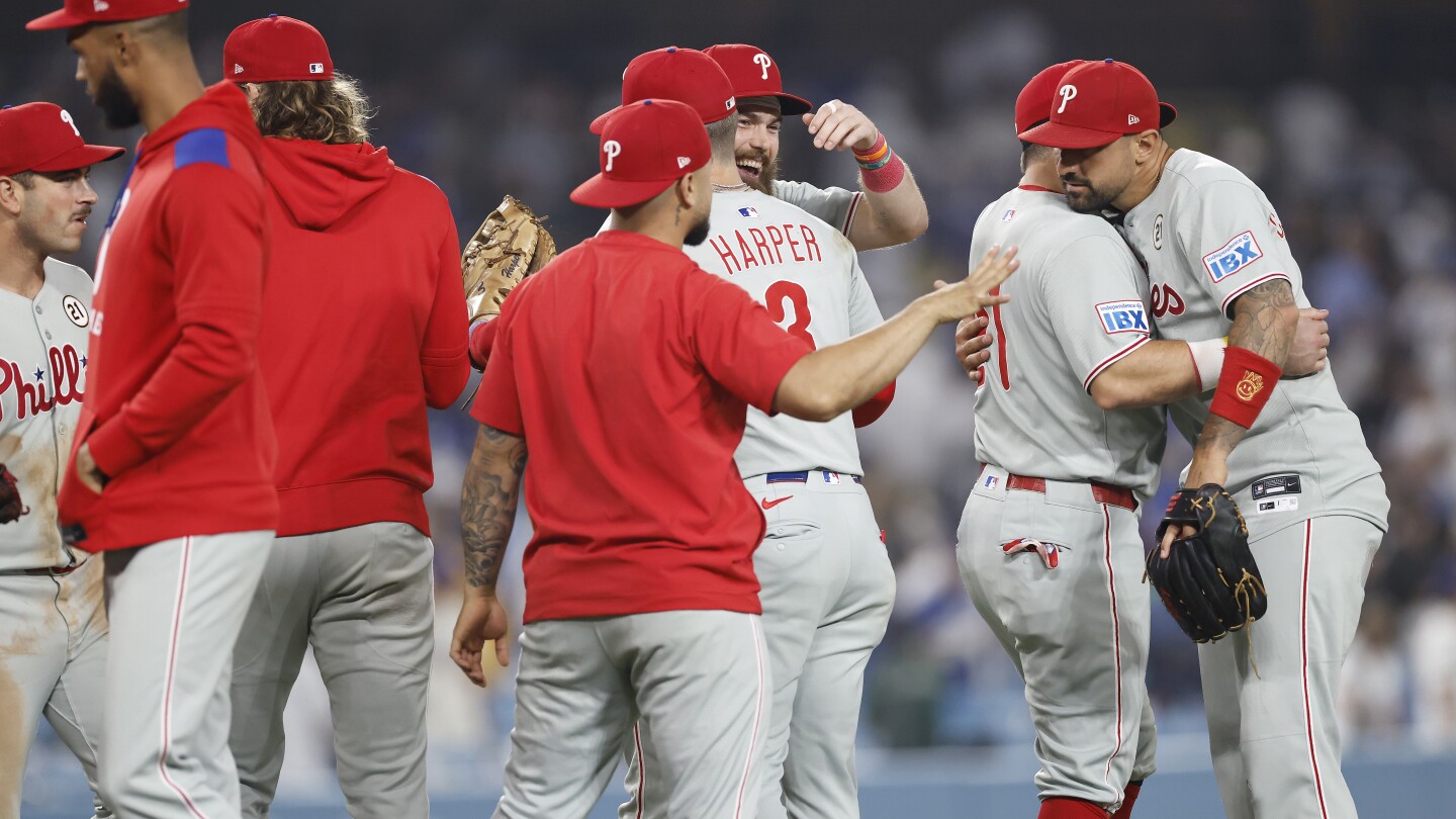 Featured image for 2025 MLB Playoff Race: Contenders, Schedules, and Road to October