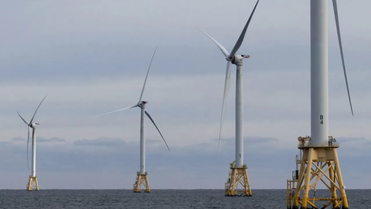 Featured image for Trump Administration Halts Multiple Offshore Wind Projects