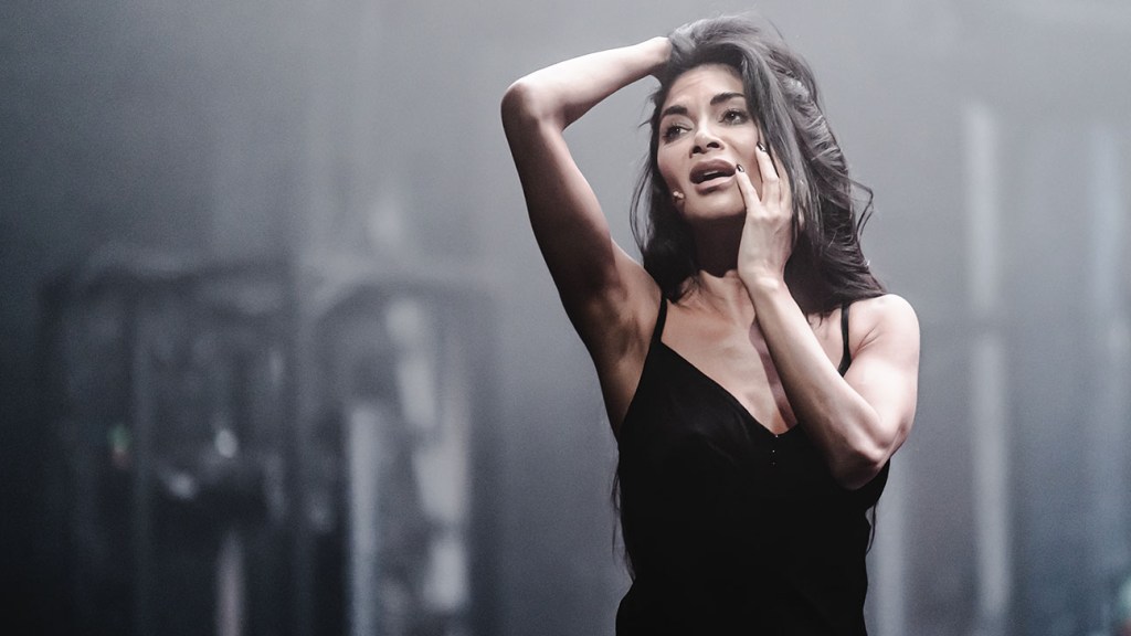 Featured image for "Olivier Awards 2024: Nicole Scherzinger and Sarah Snook Shine in Broadway-Bound 'Sunset Boulevard'"