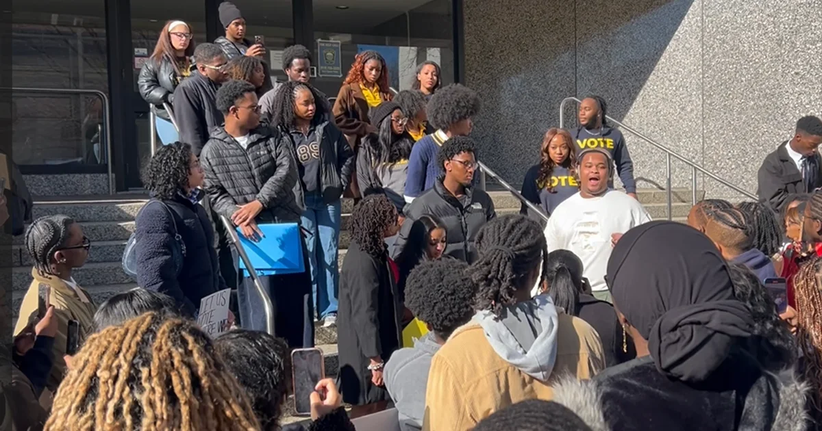 NC students rally after Sunday voting cuts hit campus polling