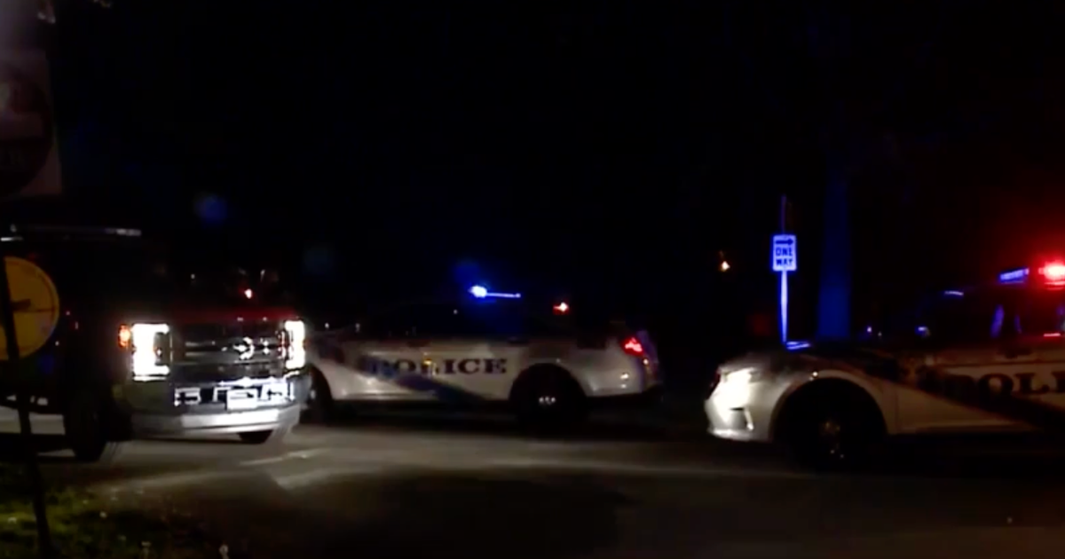 Louisville park shooting leaves 2 dead, 4 wounded.