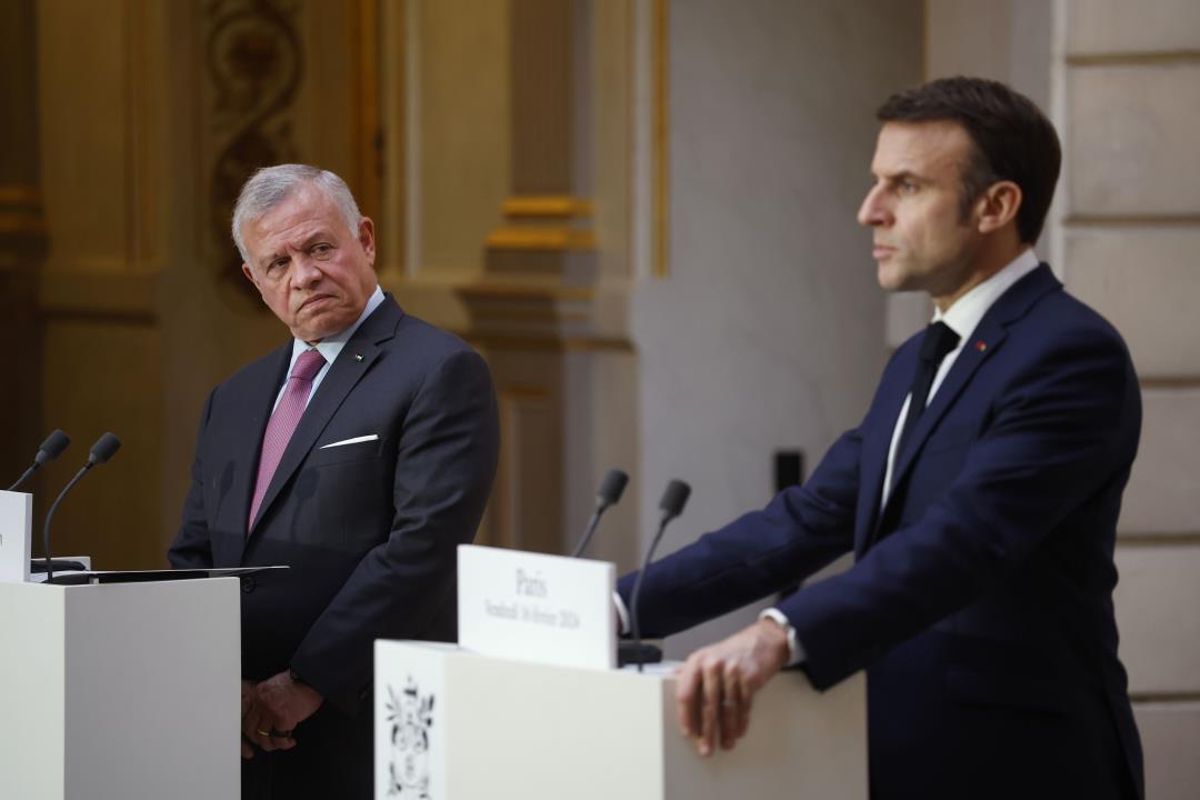 "Macron Signals France's Willingness to Recognize Palestinian State"