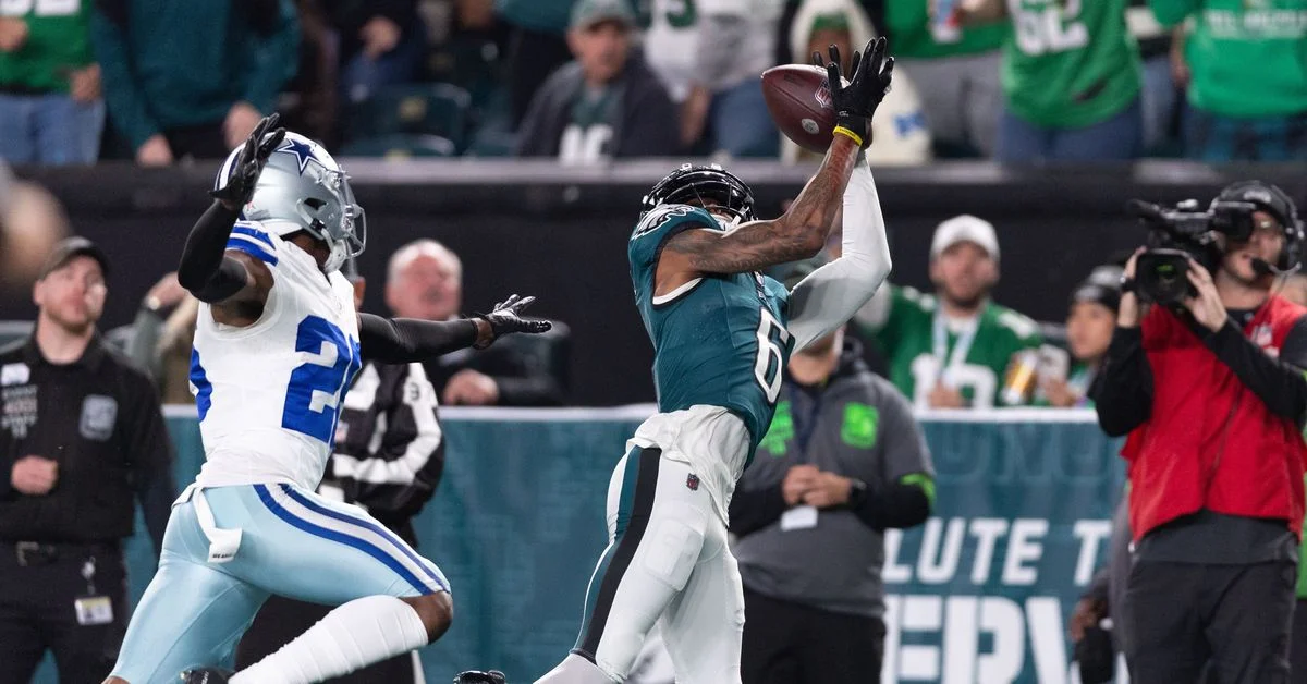 "NFL Week 14: Expert Predictions and Intriguing Matchups"