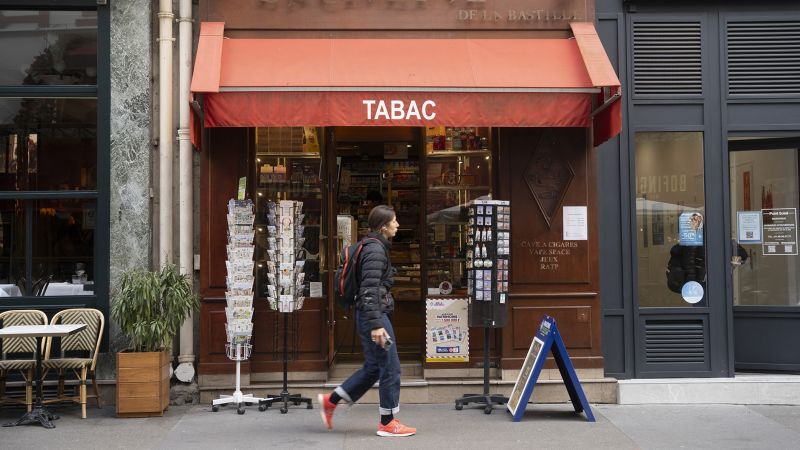 Featured image for France enforces smoking ban at beaches and parks to protect children