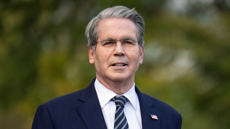 Featured image for US to Announce Major New Sanctions on Russia Amid Ukraine Conflict