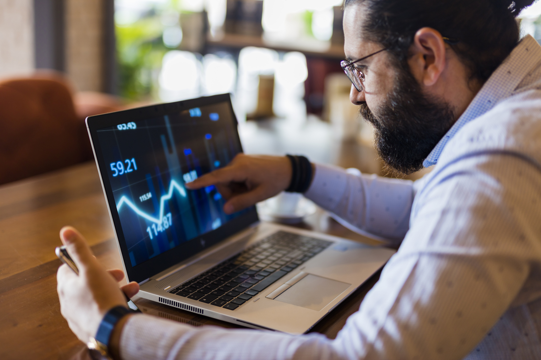 "Top AI Stocks to Watch for Long-Term Growth and Profits"