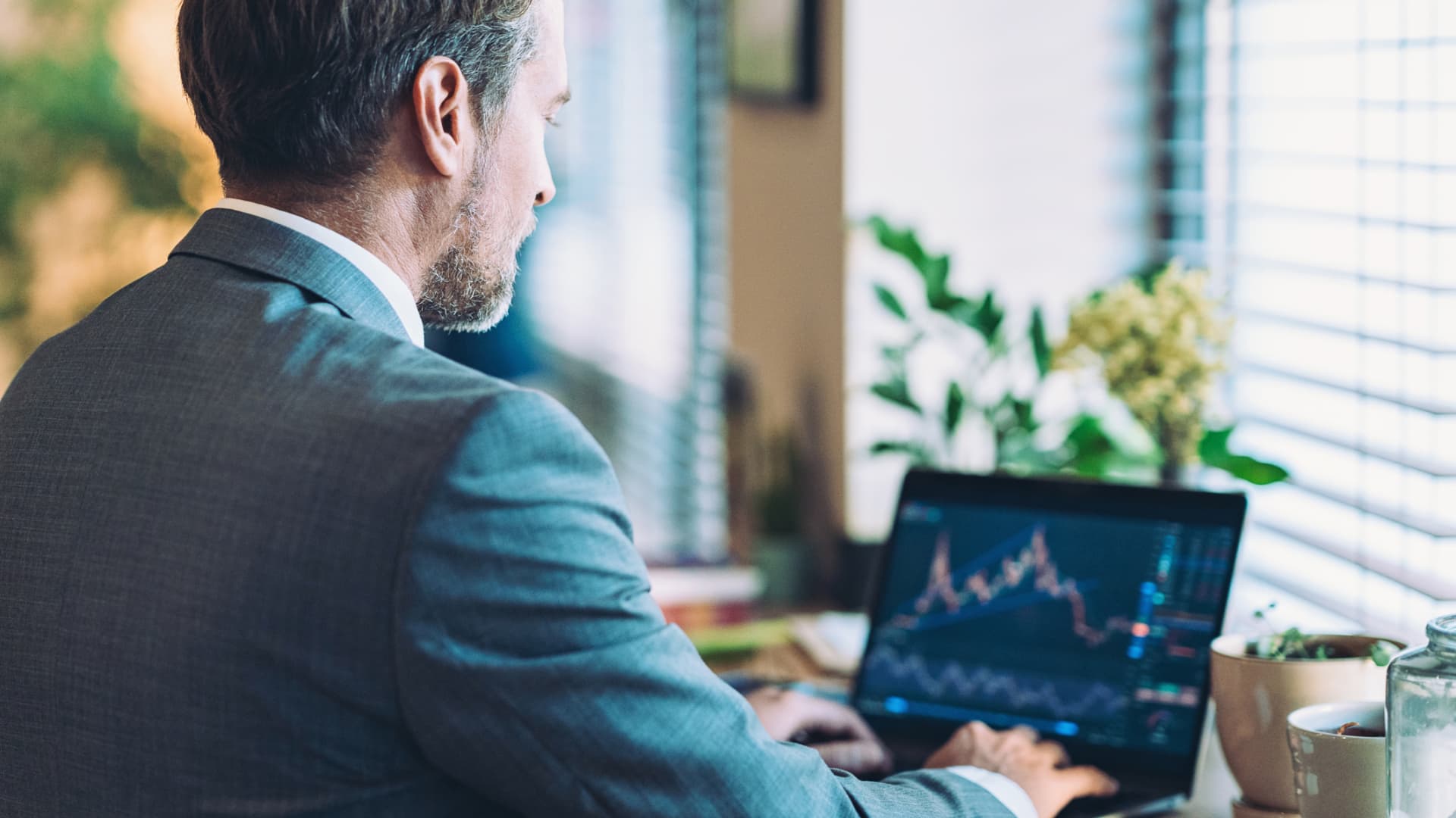 Rising ETF Demand Sparks Investor Mistakes, Experts Warn