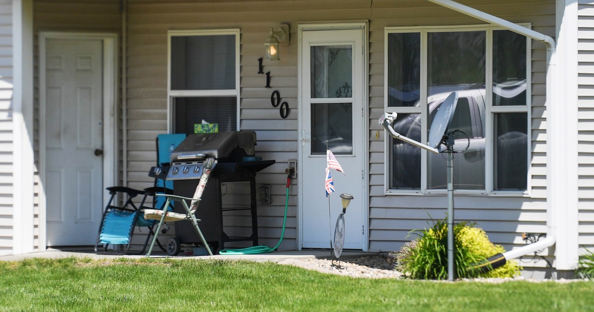 Featured image for Ex-Mayor Charged with Triple Murder in South Dakota Town