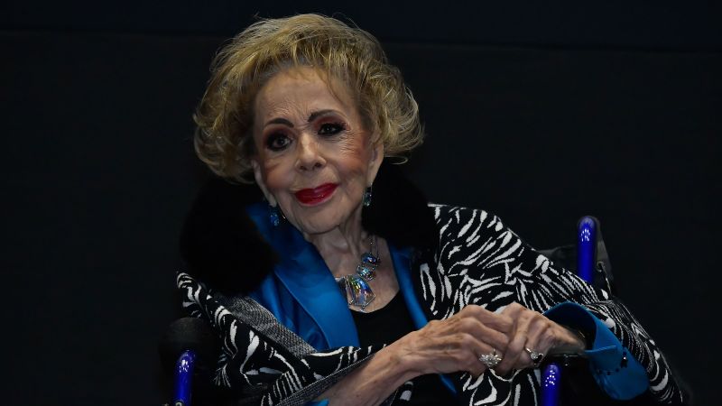 Featured image for Silvia Pinal, Icon of Mexican Cinema, Passes Away at 93