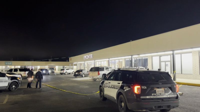 Featured image for Deadly Shooting at Texas Party Leaves 2 Dead, 5 Injured