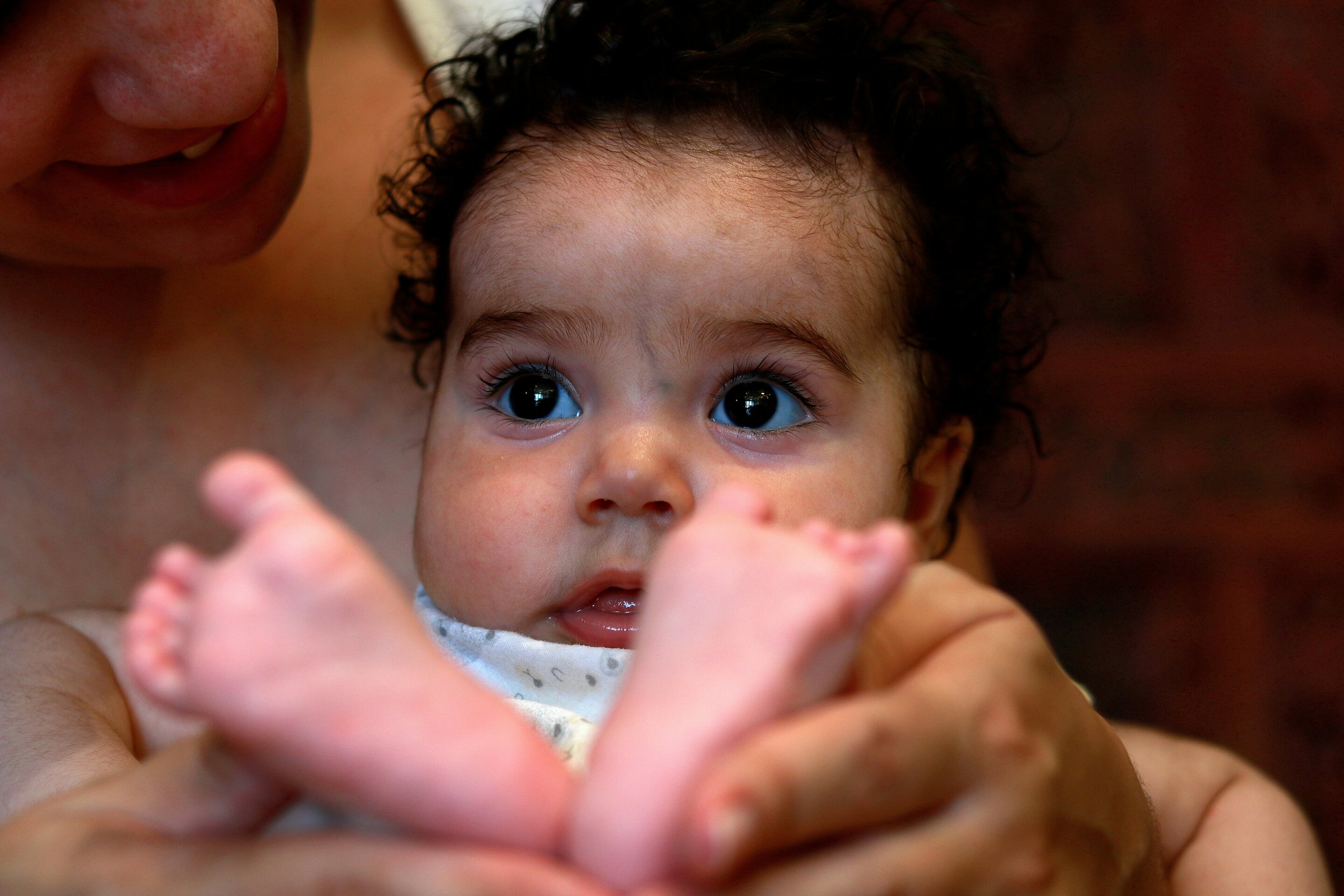 Featured image for Study Reveals Patterns in Infant Gaze Behavior