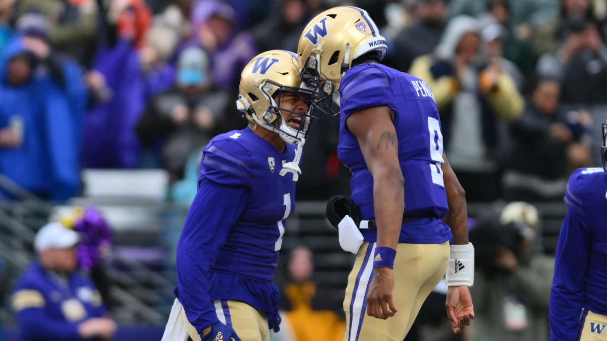 "Washington vs. Oregon State: A Melancholic Clash with High Stakes"