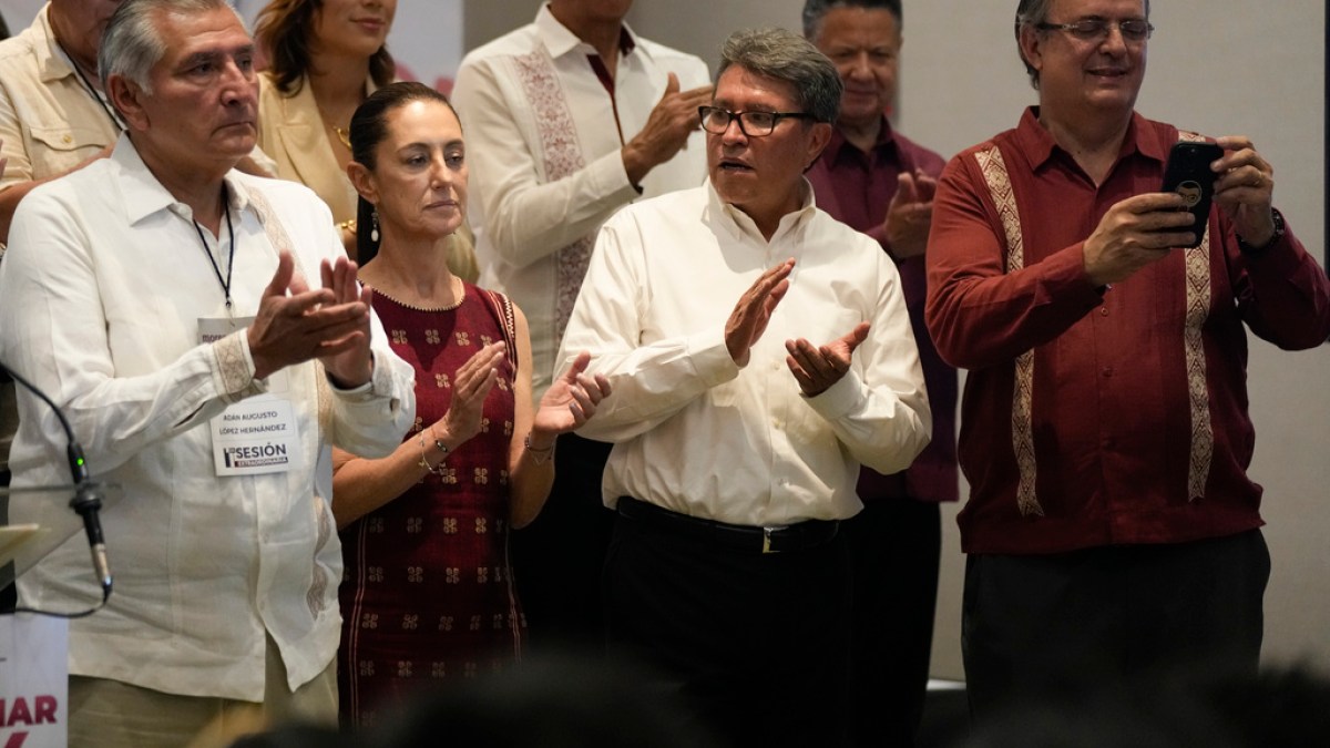 Featured image for Mexican Officials Resign for Presidential Bids, Including Historic Female Candidate