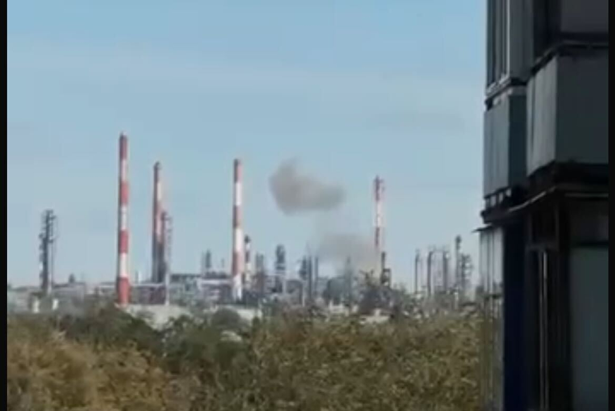 Ukrainian Drones Strike Russian Oil Facility