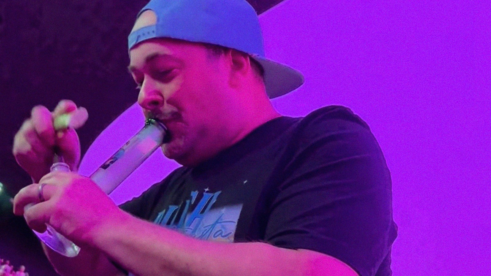 Featured image for Phish Fan Banned from All MSG Venues After Viral Bong Hit at Sphere