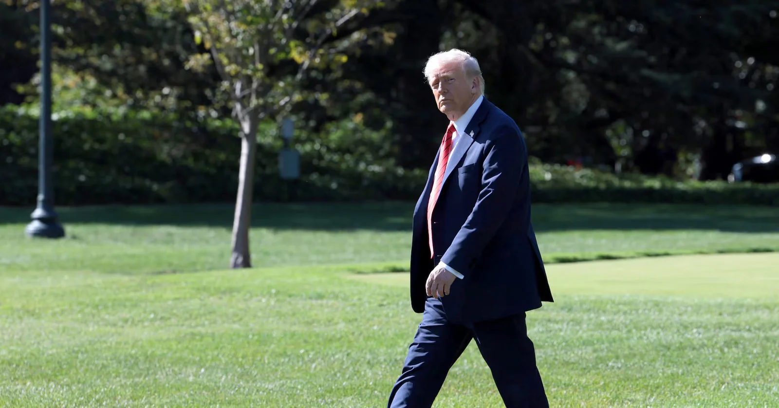 Trump Threatens New China Tariffs, Causing Stock Market Drop