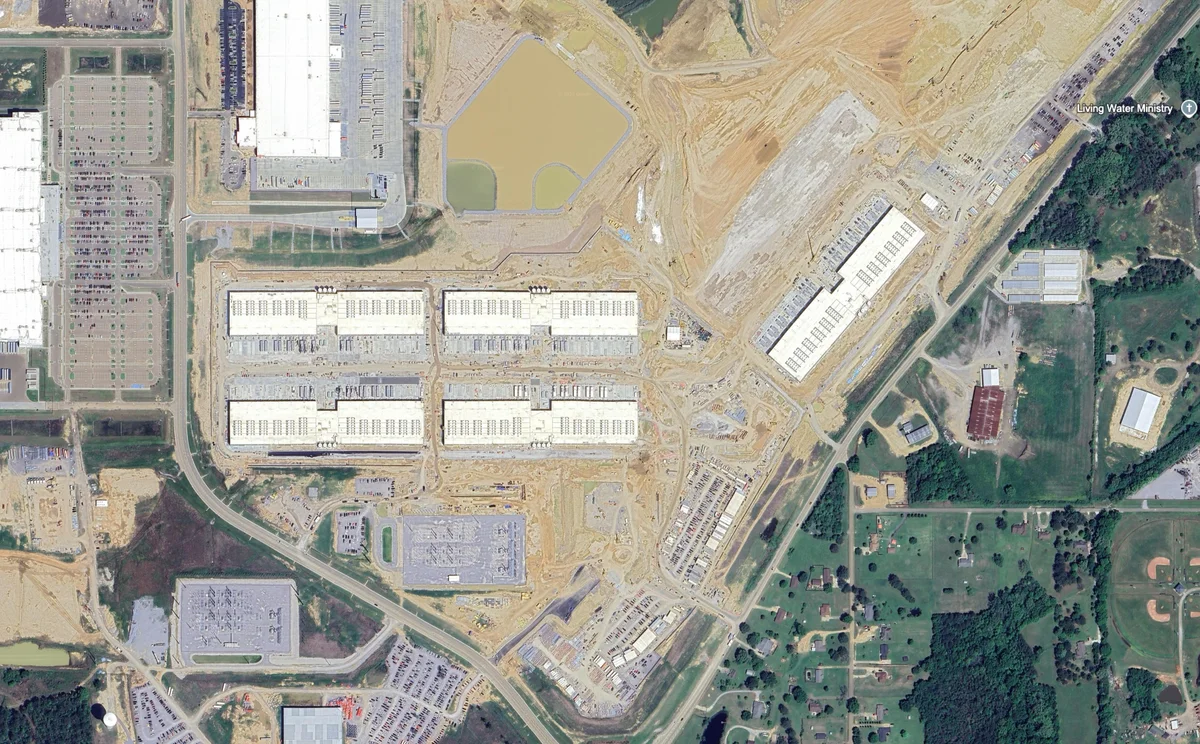 Featured image for The Rising Impact of AI Data Centers on Energy and Community