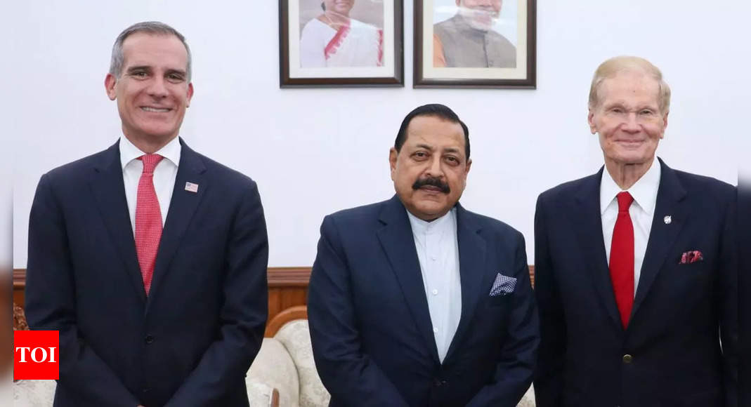 Featured image for NASA Chief Offers Assistance to ISRO for India's Space Station