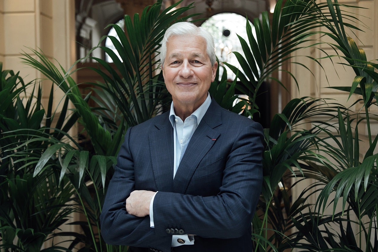 Featured image for Jamie Dimon of JPMorgan Chase discusses banking, politics, and interest rates.