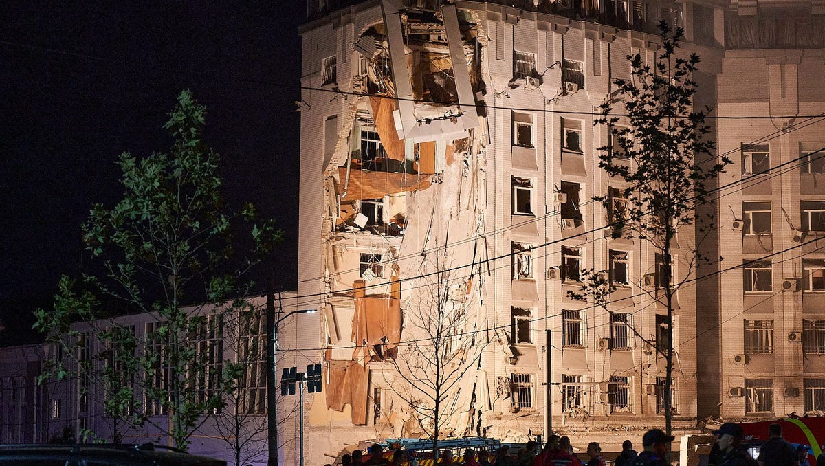 Featured image for Ukraine Breaks from Russian Tradition, Moves Christmas to December 25