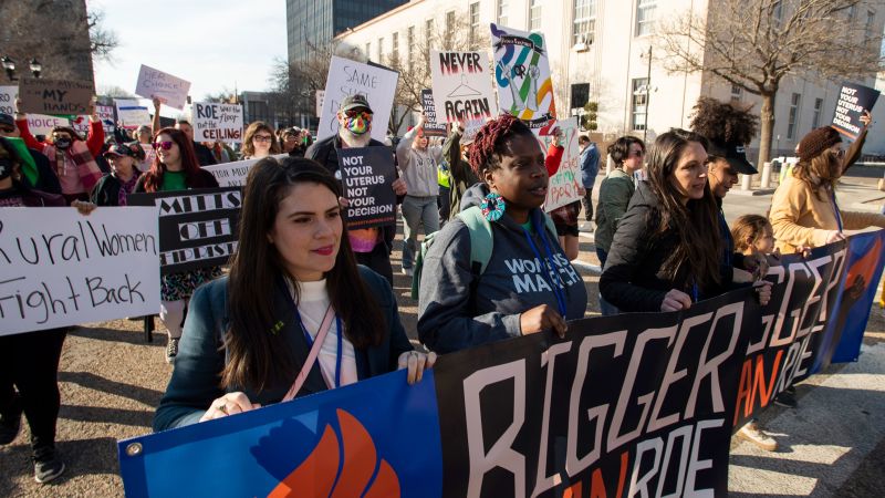 The Texas Abortion Conundrum: Impact on Women's Lives and 2024 GOP Candidates