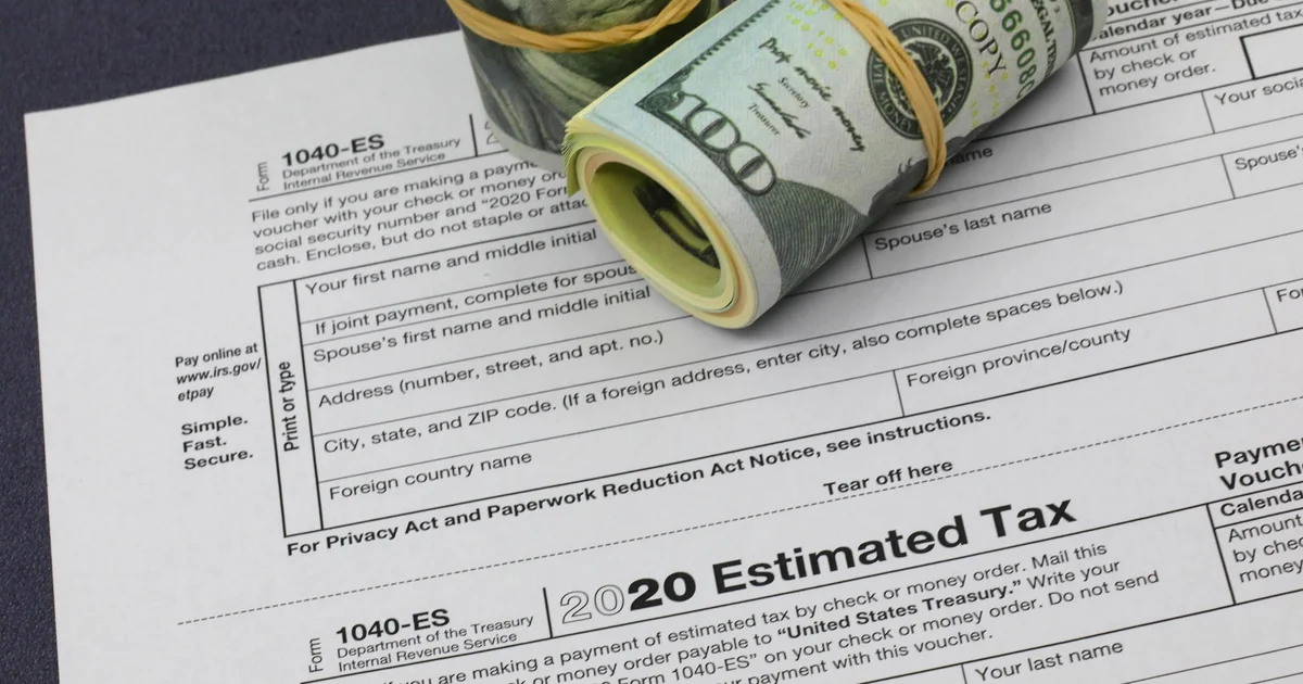 Featured image for Study Reveals Billionaires Pay Lower Tax Rates Than Ordinary Americans