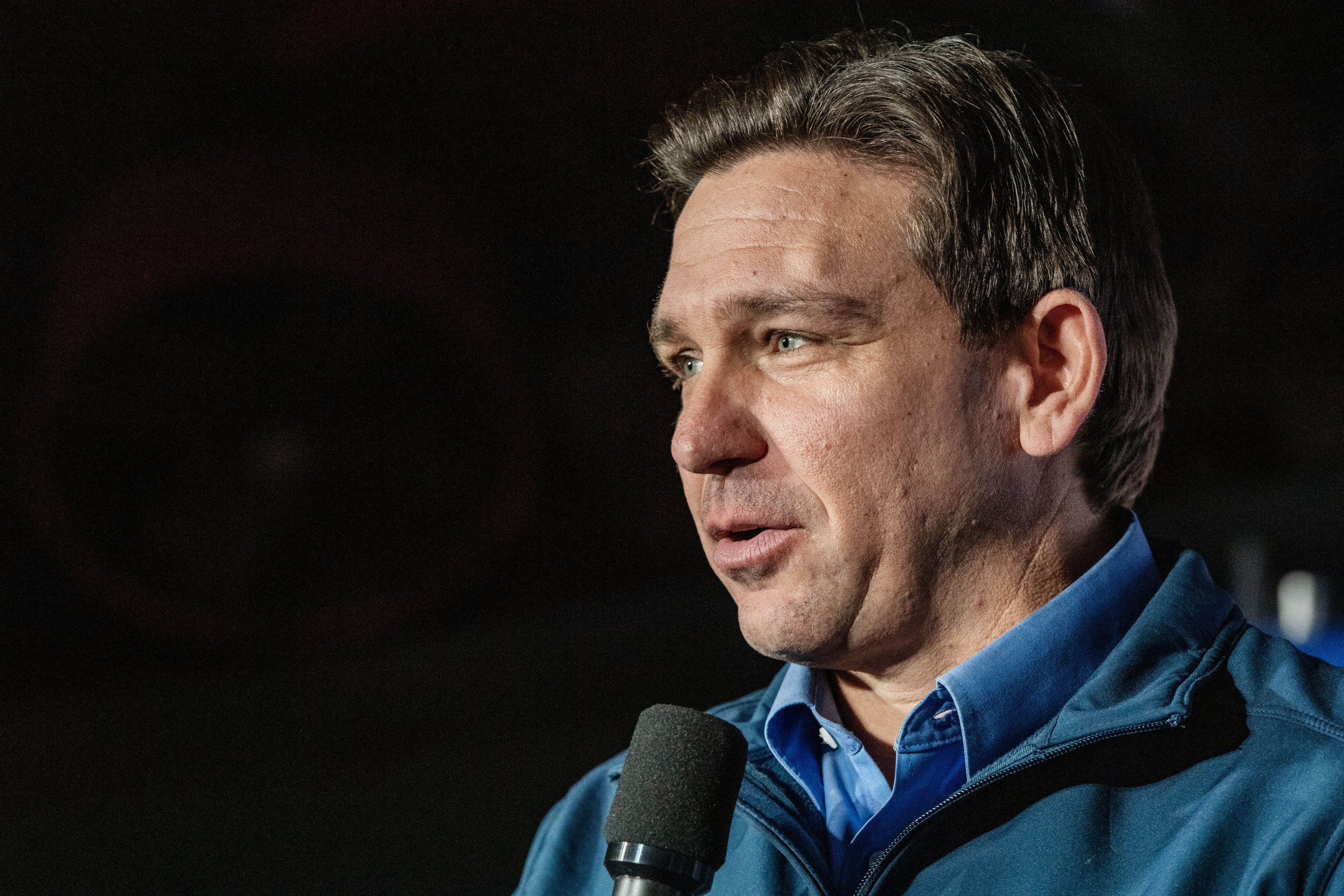 Featured image for "Florida State Guard Mobilization to Texas Border Gains Momentum Amid Abbott-Biden Standoff"