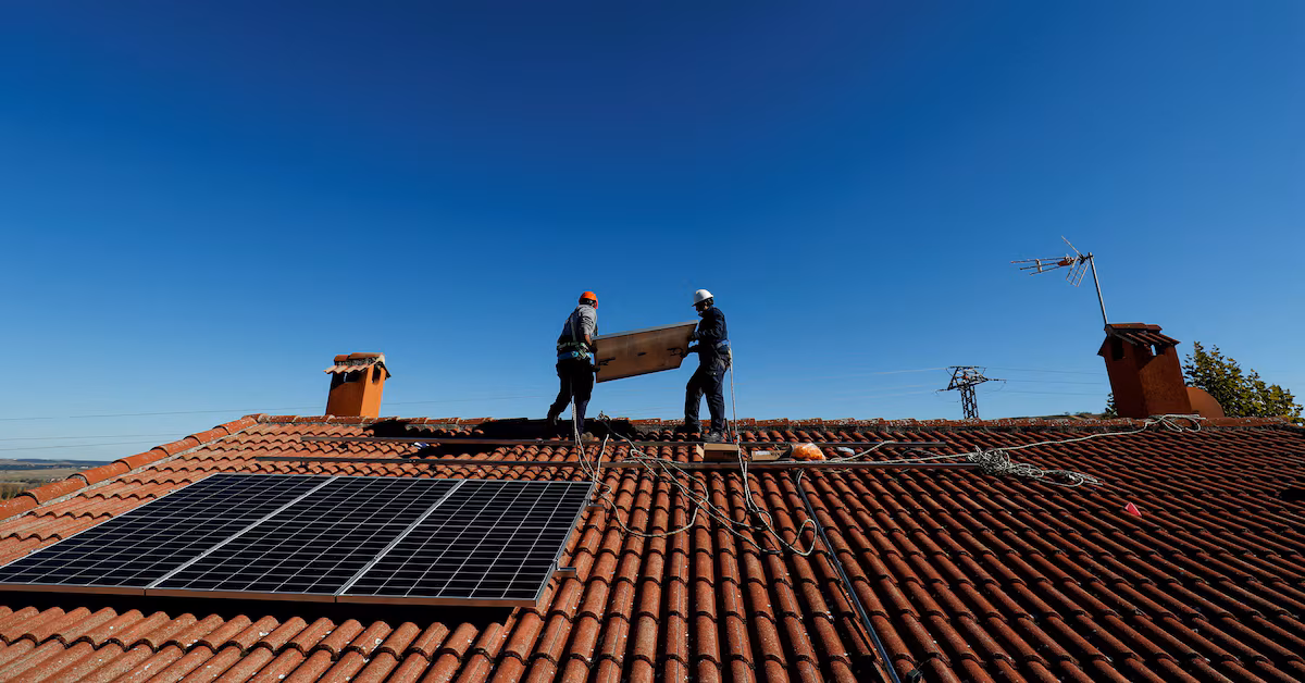 Solar investment to surpass oil production for the first time, says IEA.