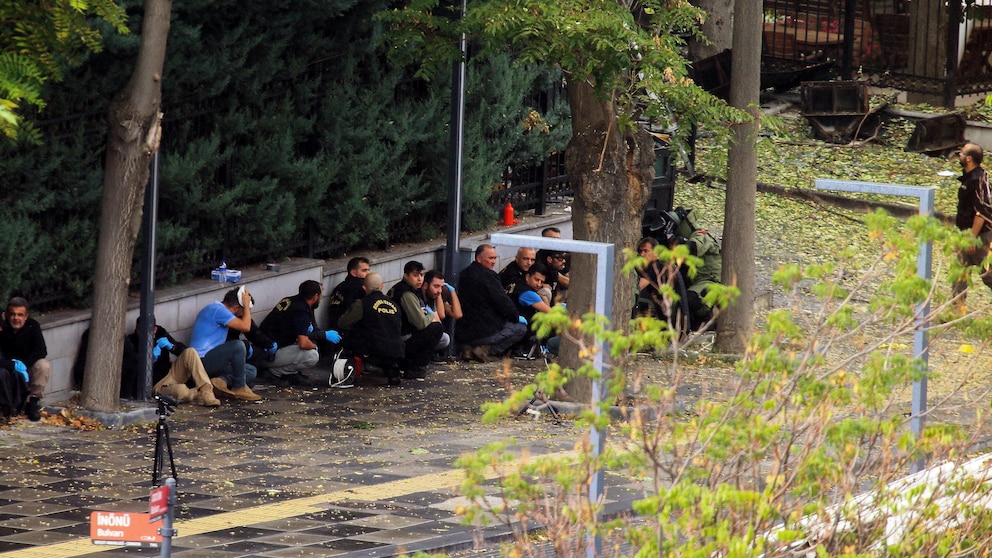 Featured image for Turkey Launches Strikes on Kurdish Militant Targets in Retaliation for Ankara Attack