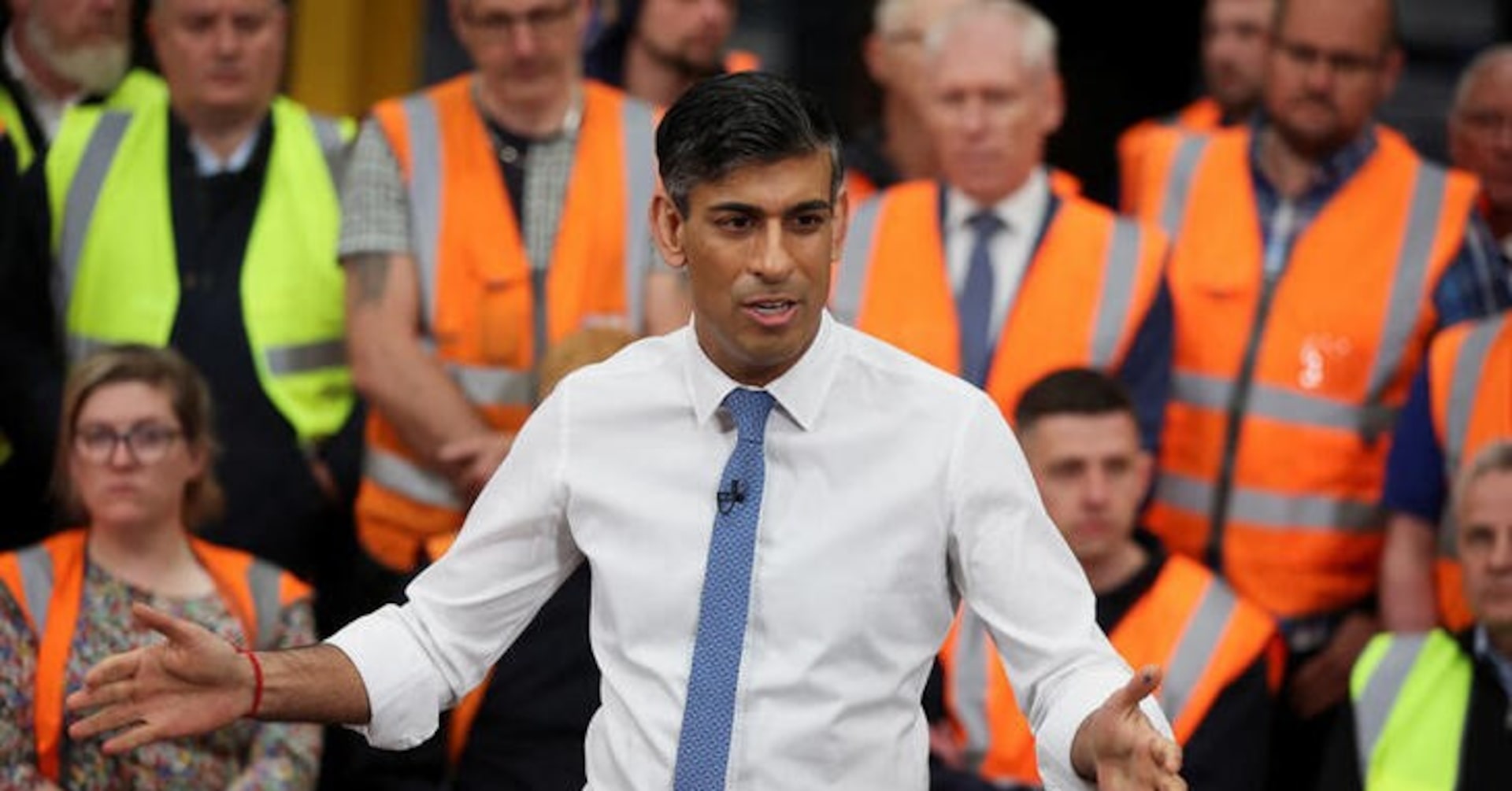"UK Election Kicks Off: Sunak and Starmer Hit Campaign Trail"