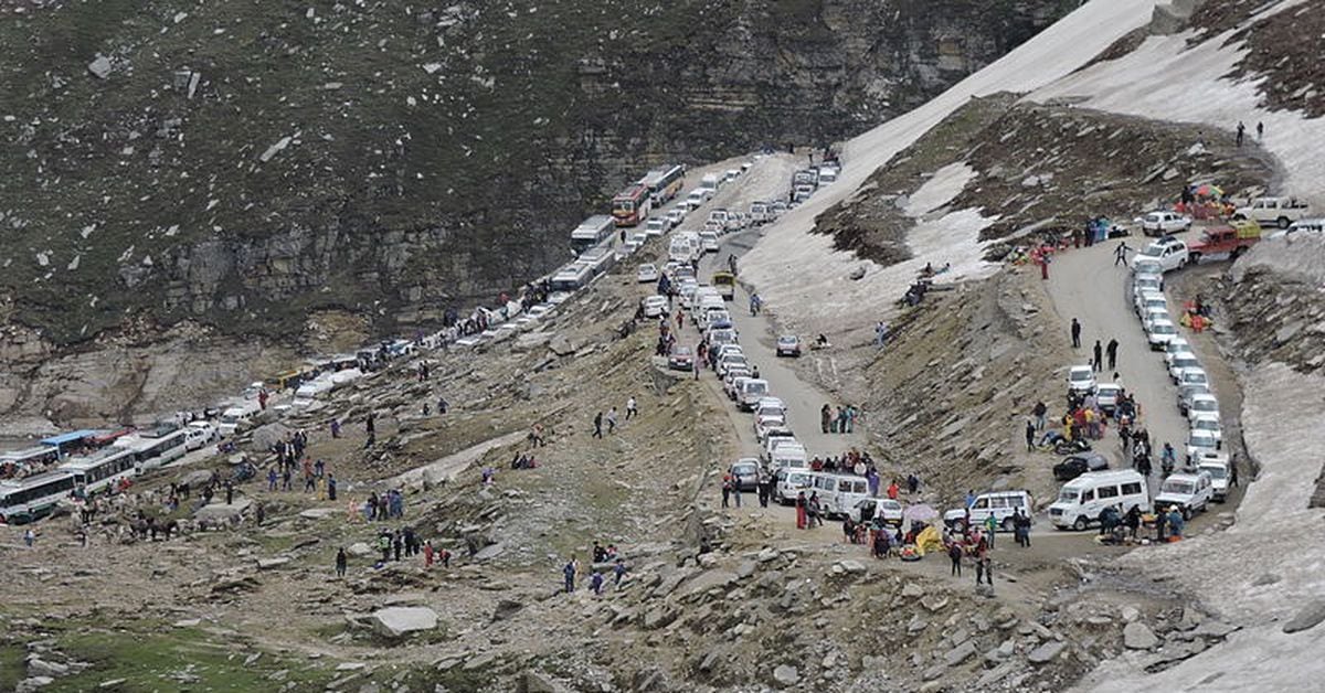 Featured image for Ethereum Upgrade Causes Delays in Unstaking Requests and Boosts Ether Price