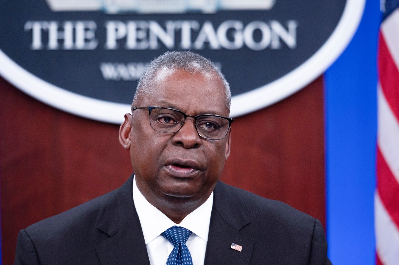 House Committee Seeks Testimony from Defense Secretary Austin on Hospitalization