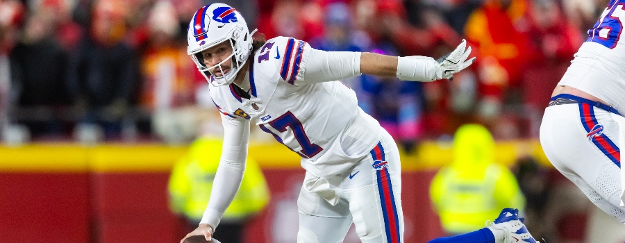 Top Fantasy Football Quarterback Strategies and Rankings for 2025