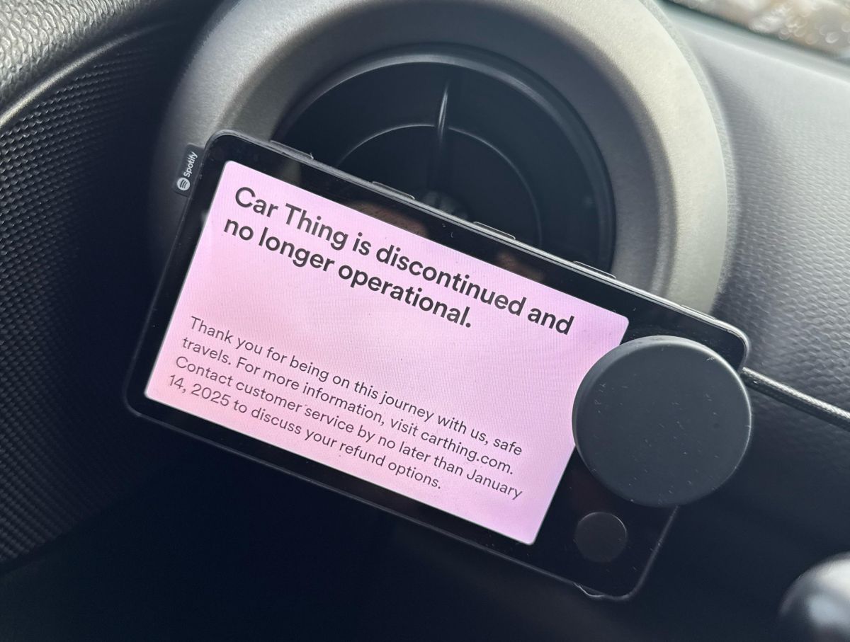 Featured image for Google Extends Stadia Controller Support Until 2025