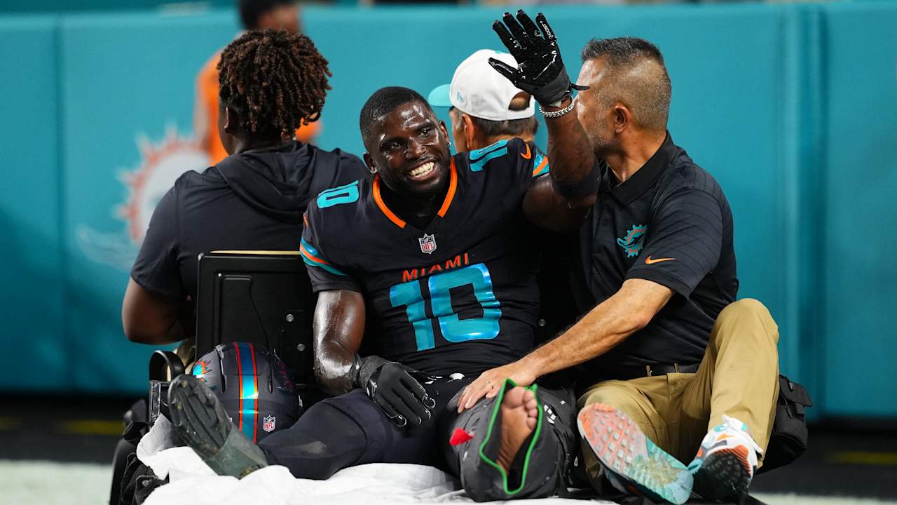Featured image for Tyreek Hill Out for Season After Knee Injury in Dolphins Game