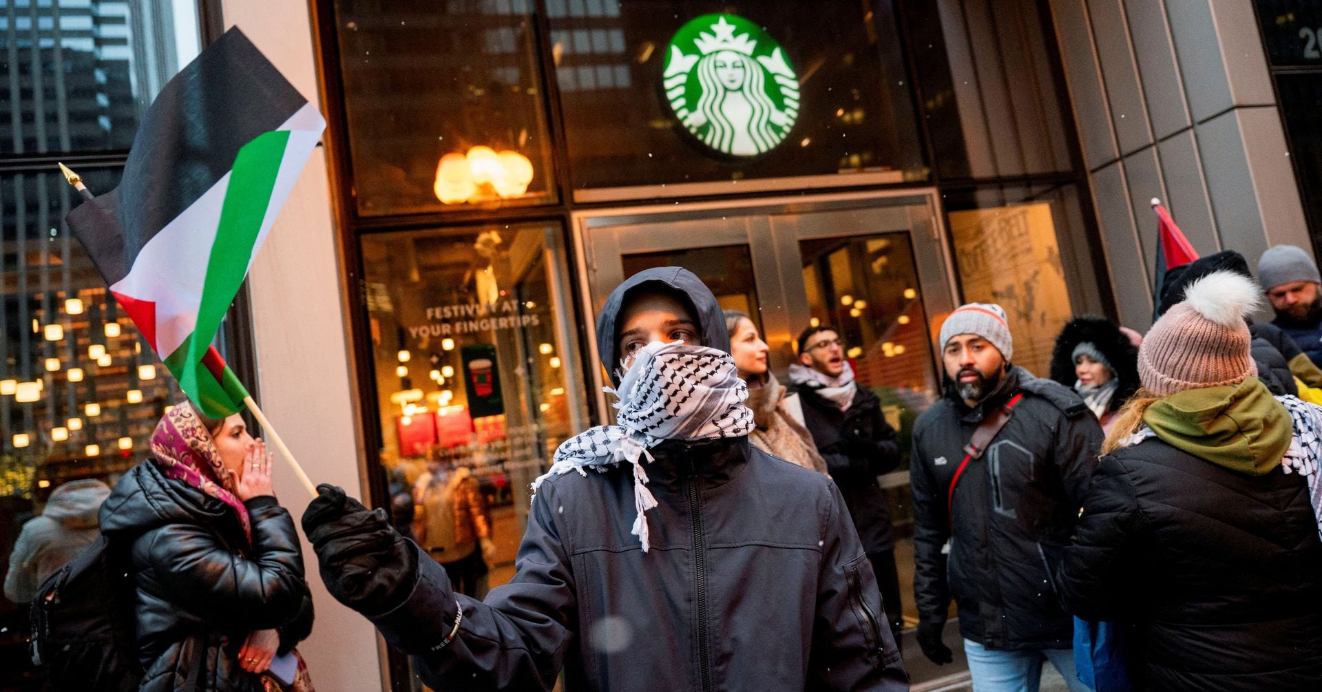 Featured image for Starbucks Middle East Franchisee AlShaya to Cut Over 2000 Jobs