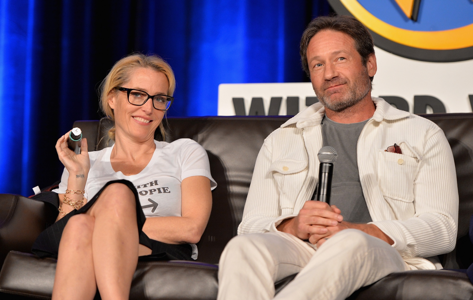 Featured image for Duchovny and Anderson Reflect on Tense 'X-Files' Relationship