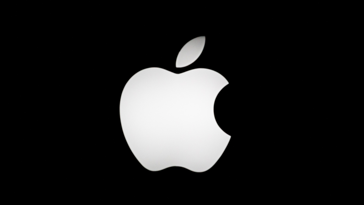 Featured image for Apple Declares First-Gen Watches and $17K Gold Watch Obsolete, Denies Repairs