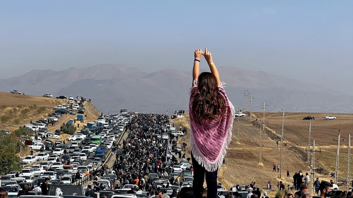 Iranian Authorities Crack Down on Women's Rights Activists Ahead of Amini's Death Anniversary