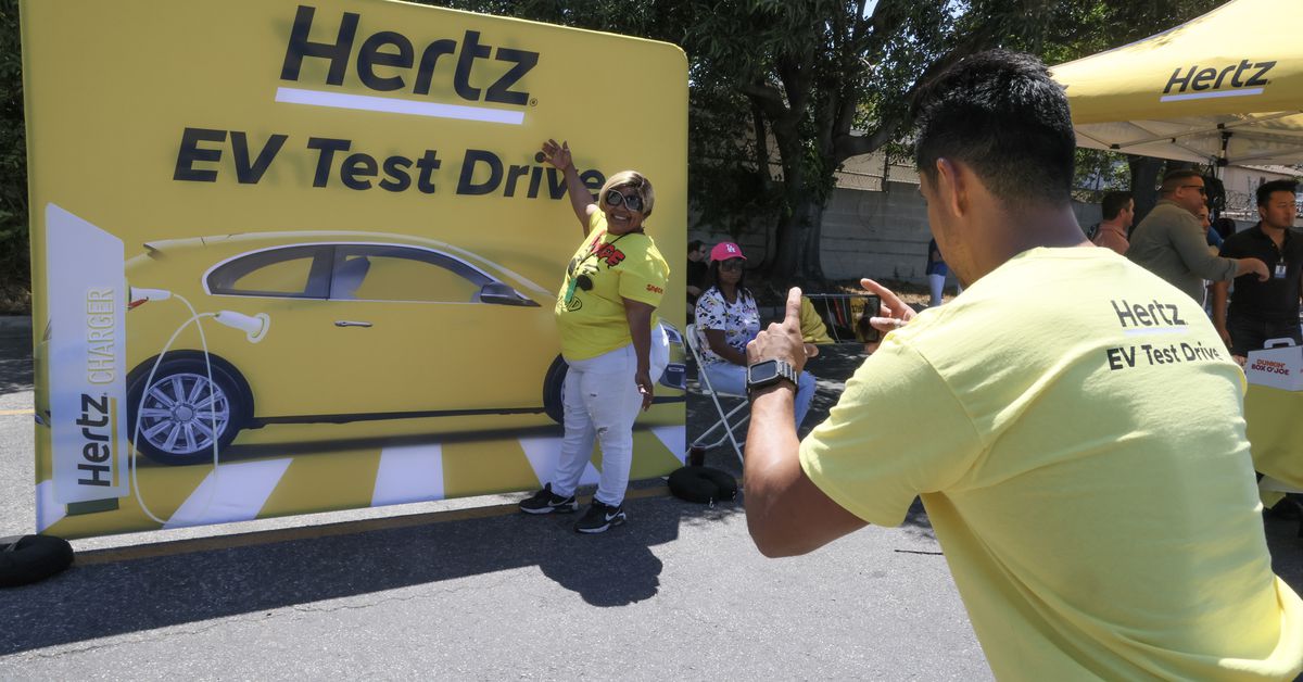 Featured image for Hertz Faces Setbacks in EV Expansion Due to Tesla Damage and Price Wars