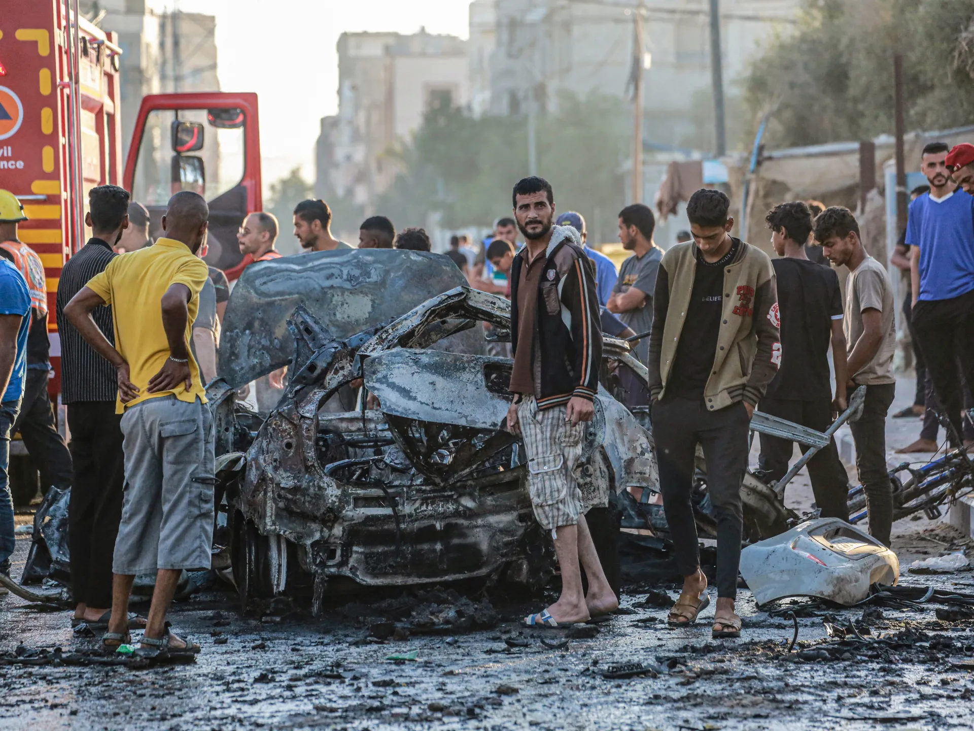 Israel-Gaza Conflict: Prolonged Warfare Expected Through 2024