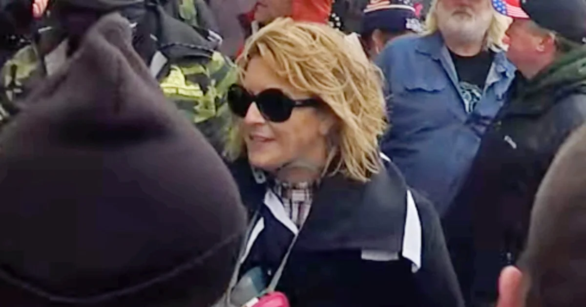 Featured image for Oath Keepers lawyer's trial postponed for competency treatment.