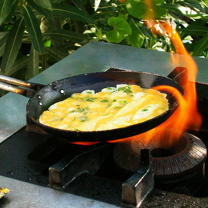 "Trim Your Waistline with Cayenne Pepper and Spinach in Your Eggs"