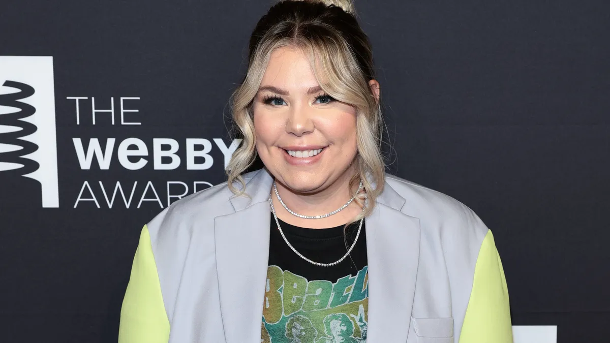 Featured image for "Teen Mom 2's Kailyn Lowry Welcomes Twins with Elijah Scott"