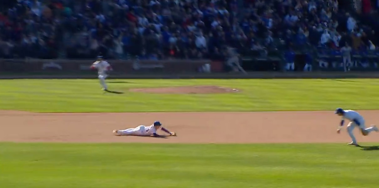 Featured image for "Cubs Triumph Over Dodgers in 9-7 Victory at Wrigley Field"