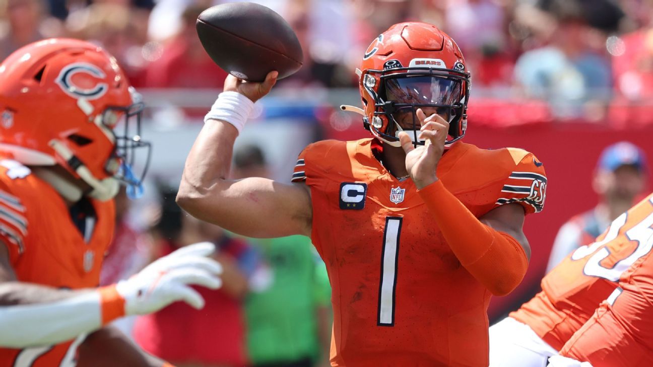 Analyzing Justin Fields' Struggles: Coaching or Hesitation?