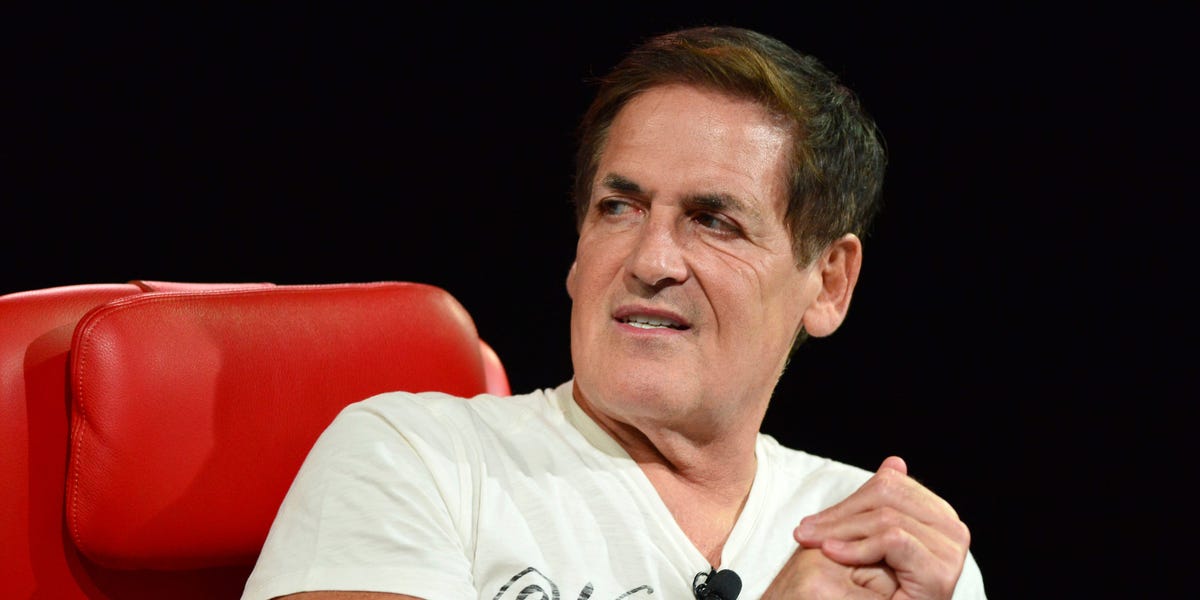 Featured image for "Mark Cuban's Billion-Dollar Lifestyle: Privacy and Normalcy Take Center Stage"