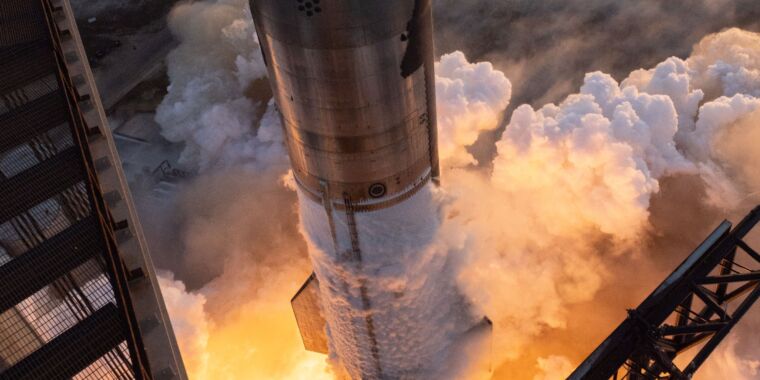 "SpaceX Clears FAA Hurdle and Seeks License for Next Starship Launch"