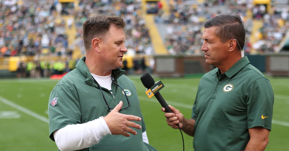 "Packers' GM and QB: Navigating 2023's Wild Ride and Building Around Jordan Love"