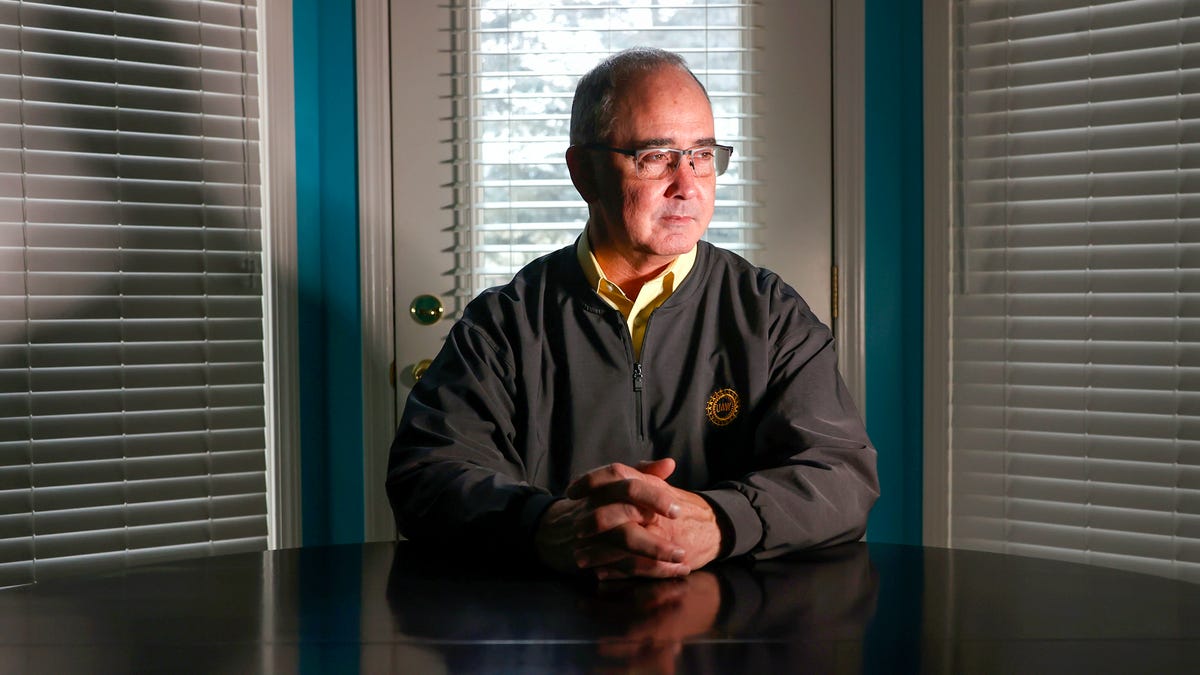 Shawn Fain to be Sworn in as UAW President on Sunday After Winning Election